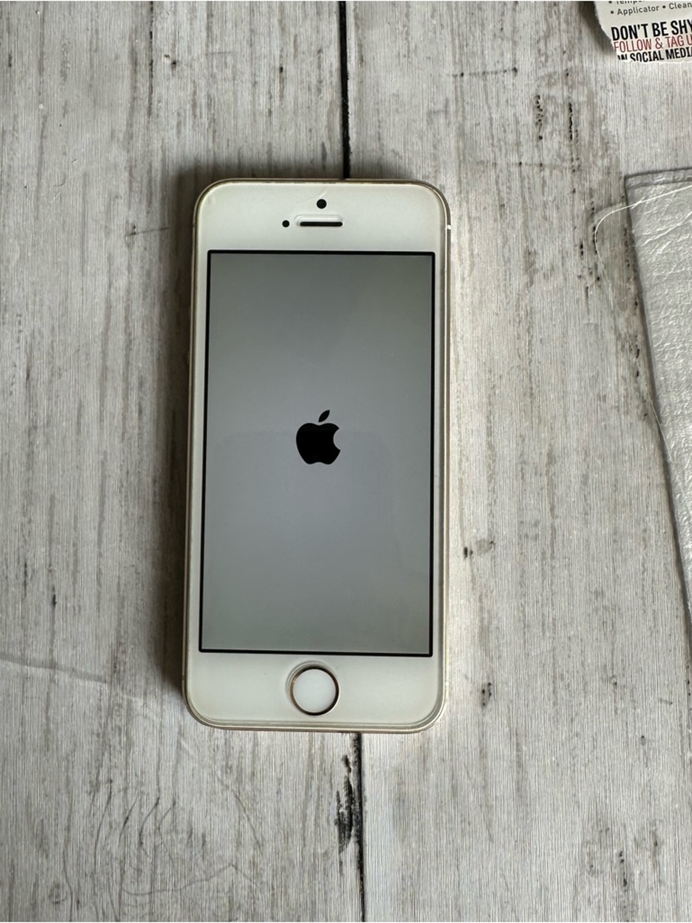 PREOWNED APPLE IPHONE 5S MODEL A1533 - Picture 3 of 7
